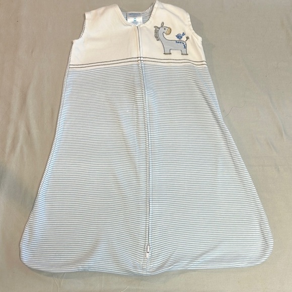 Halo Gray and White Sleep Sack with Soft Animal Design - Picture 1 of 3